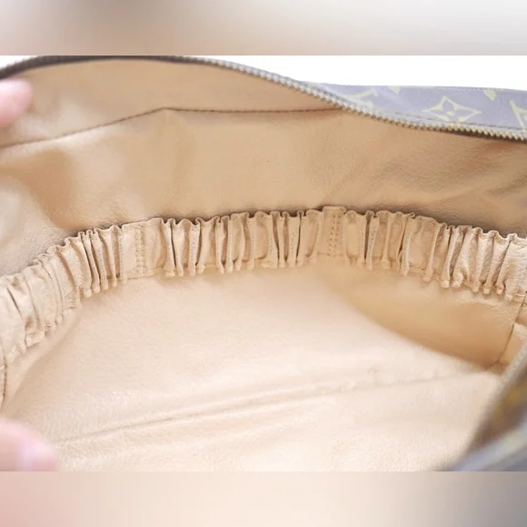 🍓LV Trousse 28 Clutch 824 - Picture 10 of 15